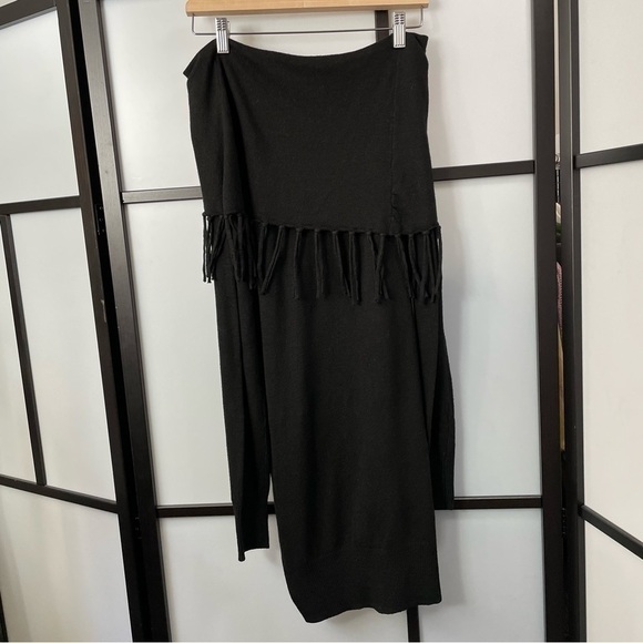 [L] Buffalo David Bitten Black Off The Shoulder Fringe Edge Long Sleeve Sweater - Picture 2 of 9